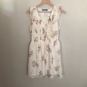 Abercrombie & Fitch Cream Floral Dress SZ Med